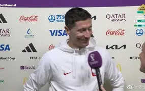 莱万多夫斯基爆冷击败FPX,绝杀引爆全场!